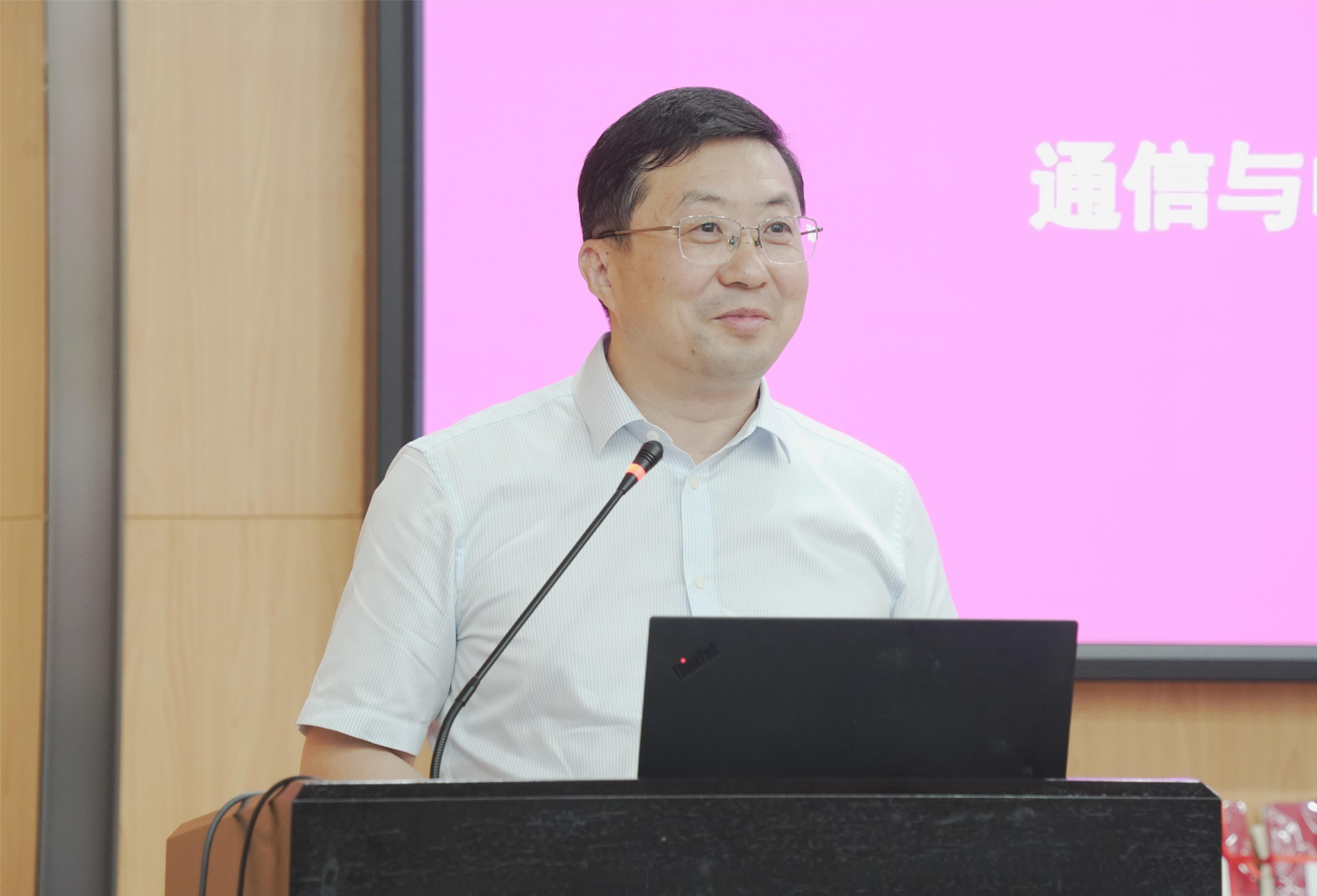 4 学术导师 - 副本.jpg 4 学术导师 - 副本.jpg